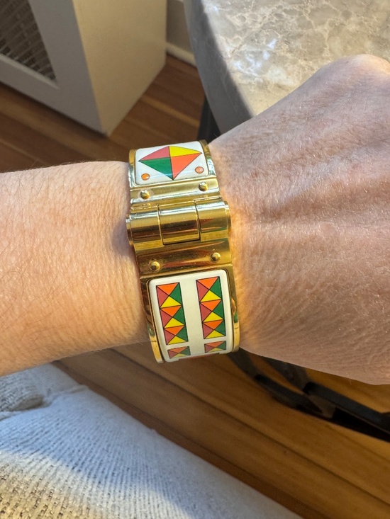 Hermes Hinged Geometric Enamel Bangle - Picture 11 of 11